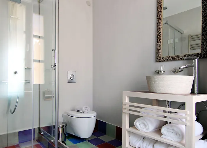 Elia Fatma Boutique (adults Only)