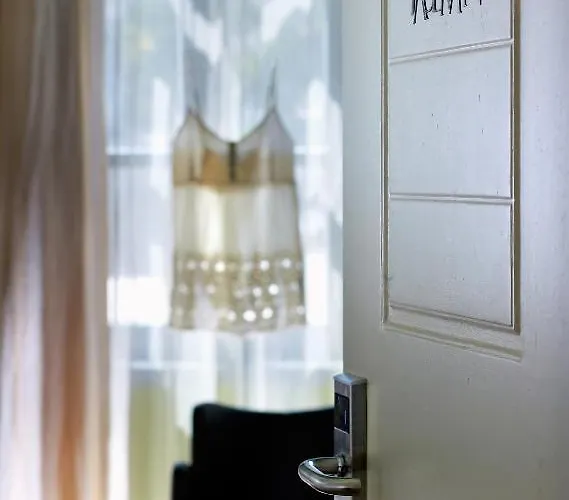 Elia Fatma Boutique (adults Only) 4*